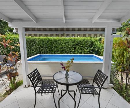 Sunset Crest, Cherry Avenue 82