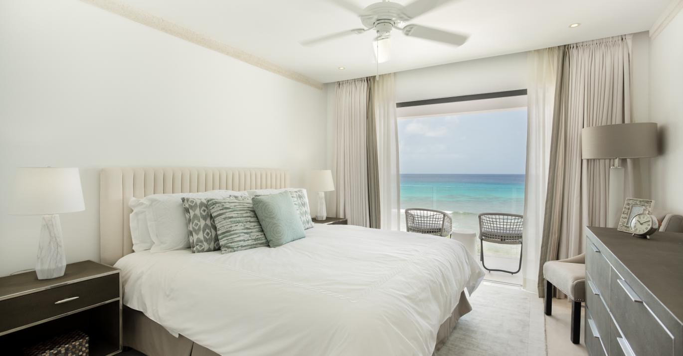 Reigate-Villa-bedroom-to-sea-view