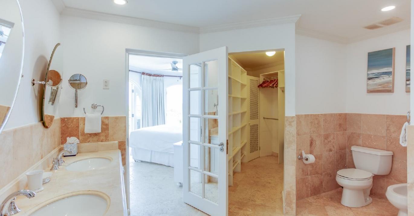 132 ROY APT 13