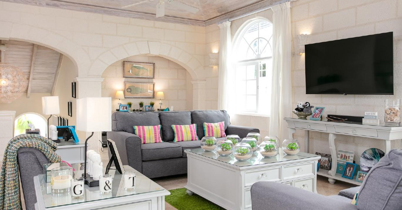 2 royal villa 23