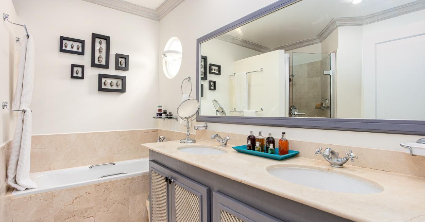2 royal villa tub 13