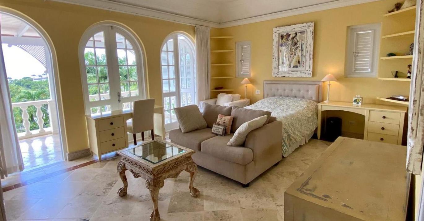 Waterfalls-bedroom-to-private-balcony