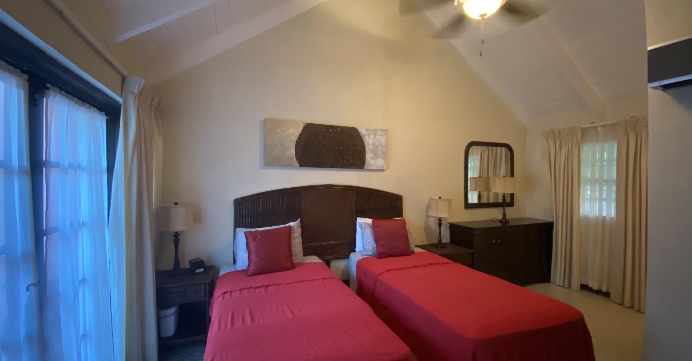 Limegrove-8-twin-palms-bedroom-2