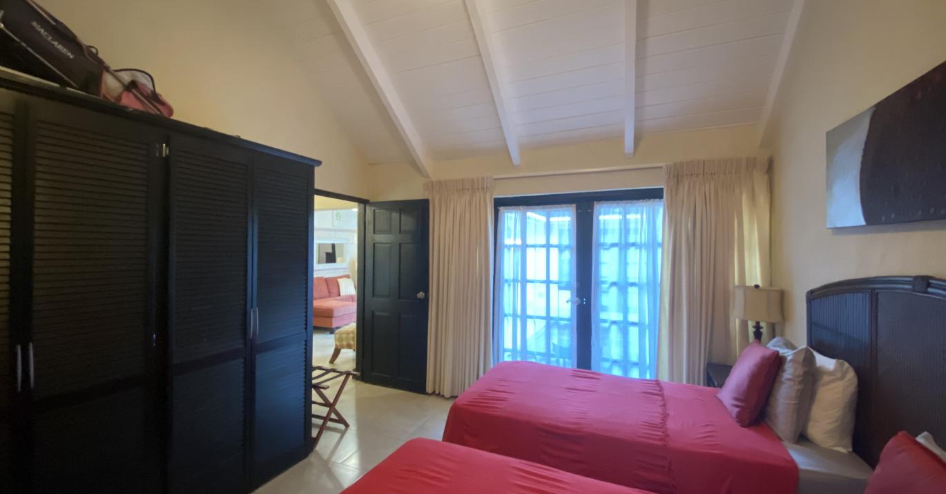 Limegrove-8-twin-palms