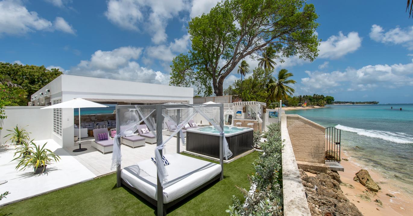 solaris-beach-house-oceanfront
