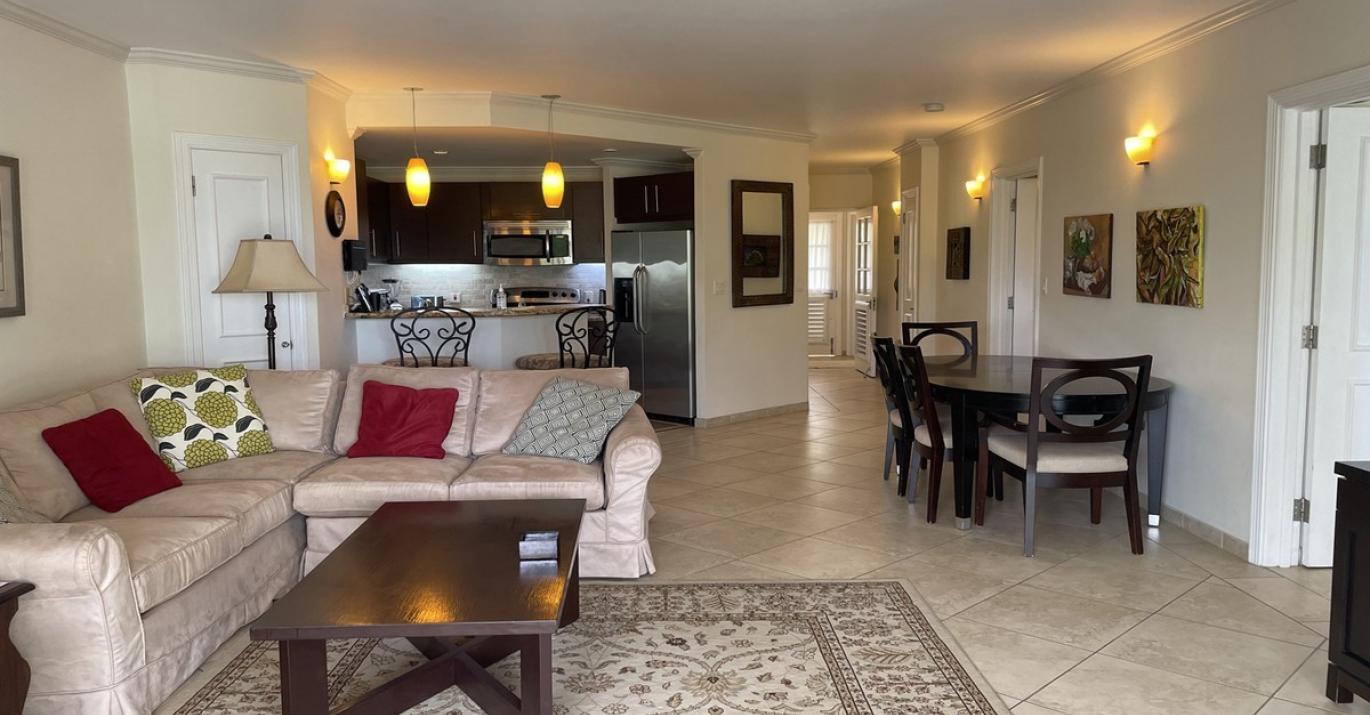 Sapphire Beach 207 Living and Dining