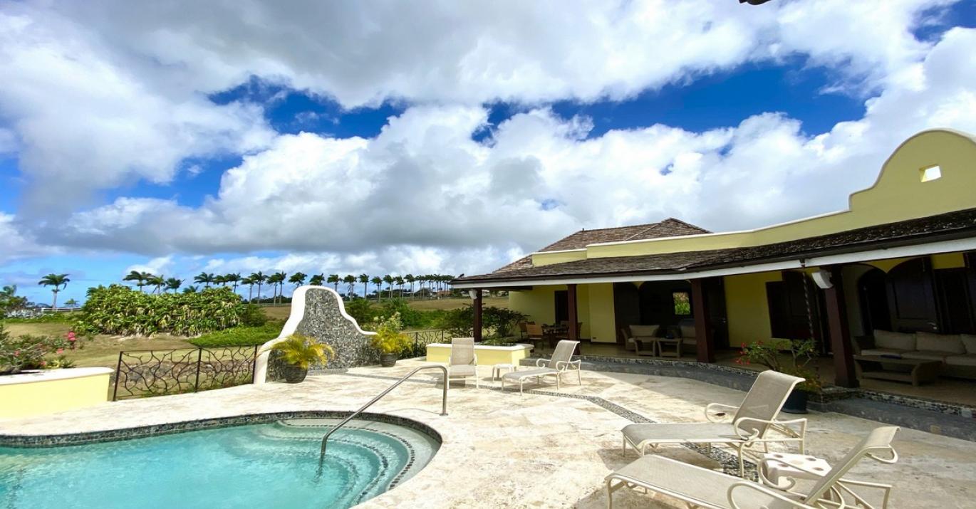 6A Harbour View Pool Outdoor Shower