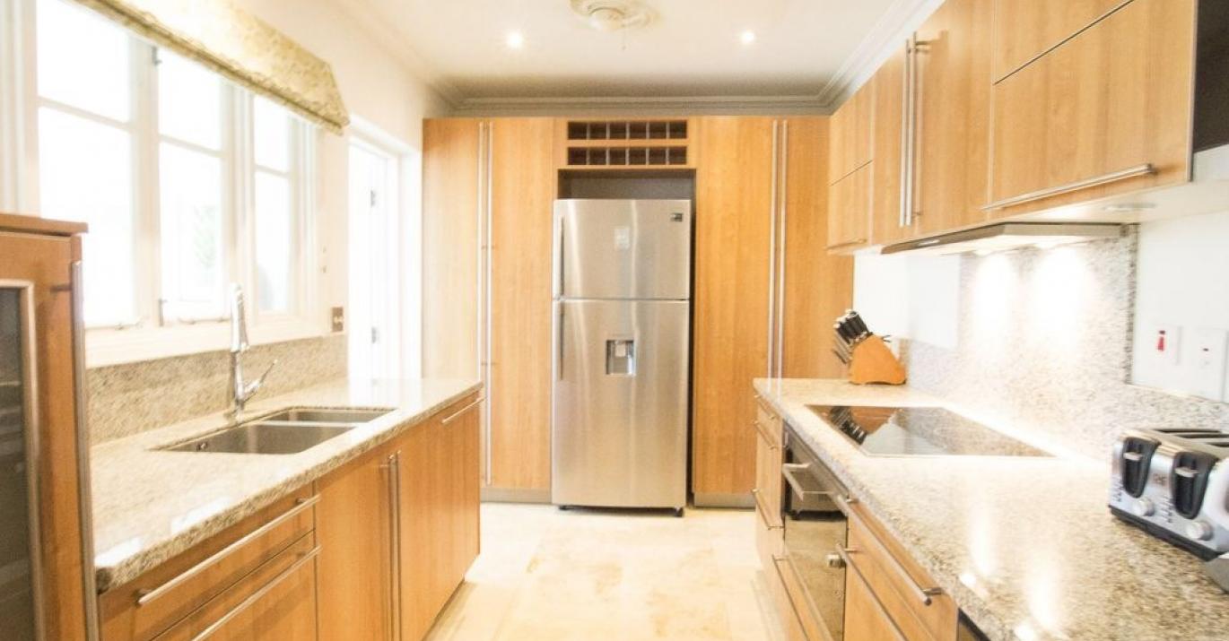 mullins-bay-townhouse-19-kitchen