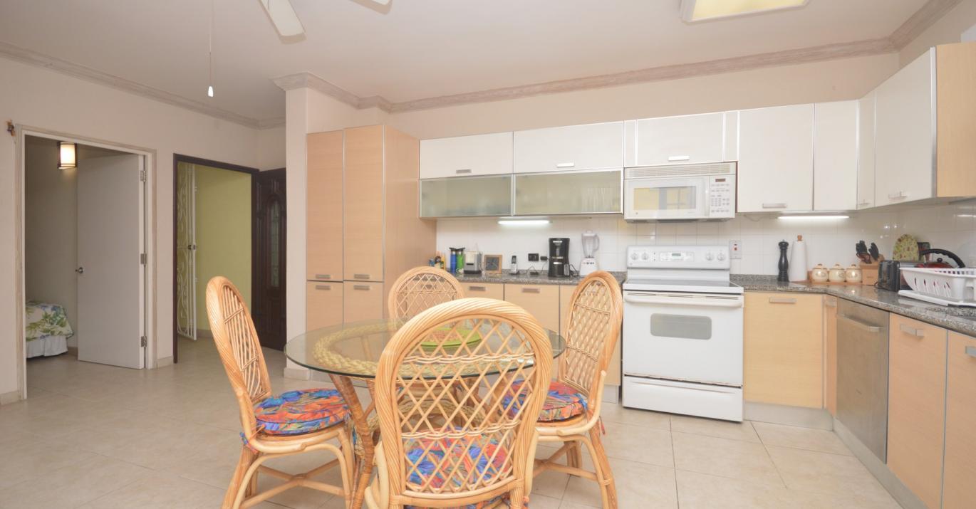 White-Sands-G1-kitchen