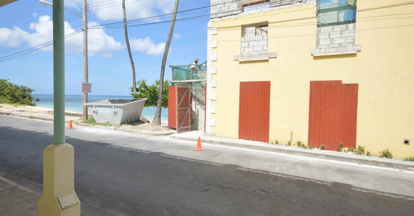 White-Sands-G1-street-ocean