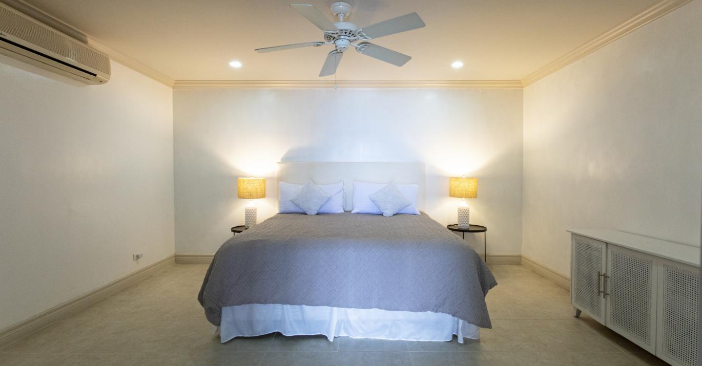 White-Sands-G4-bedroom-2