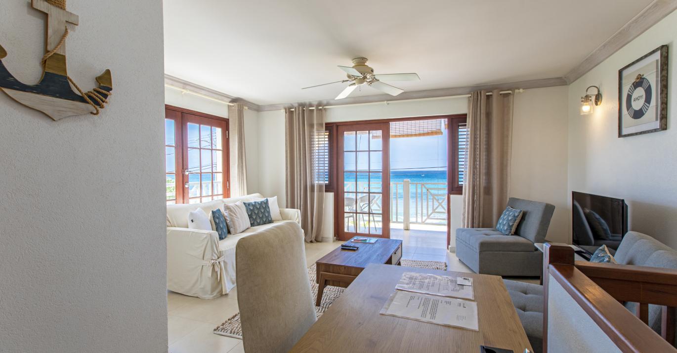 White-Sands-G6-living-2