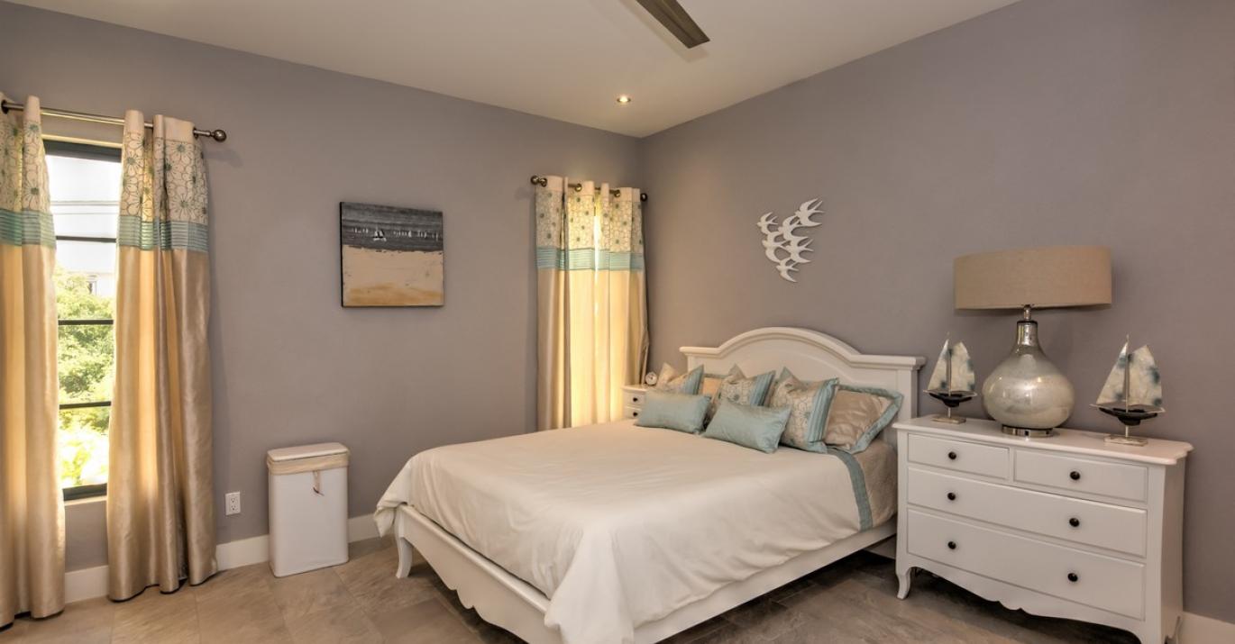 Angel Heights Luxury Bedroom1a