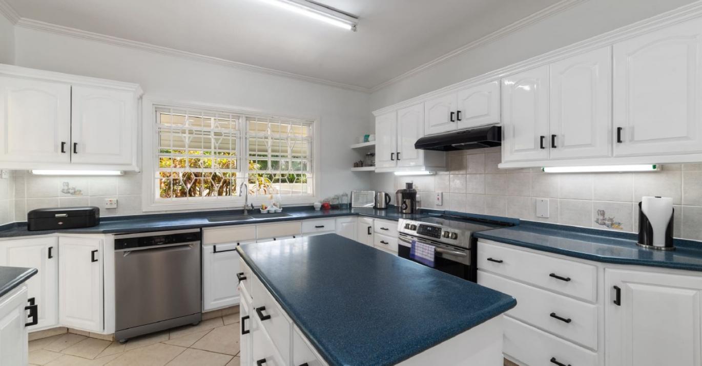 Ascot3 kitchen 930
