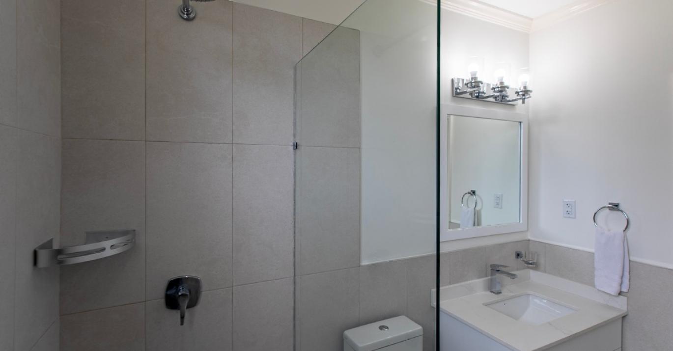 Ashanti 3 bathroom 23