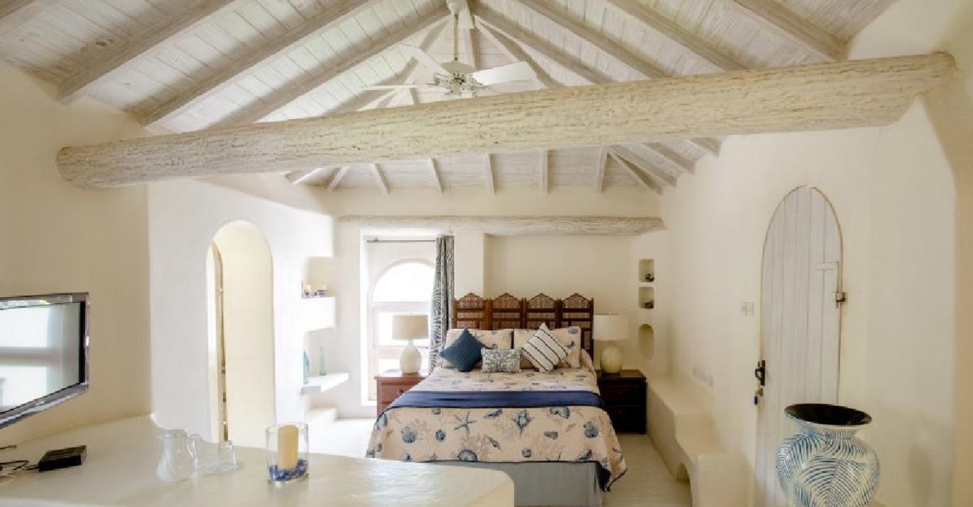 Landfall Room5