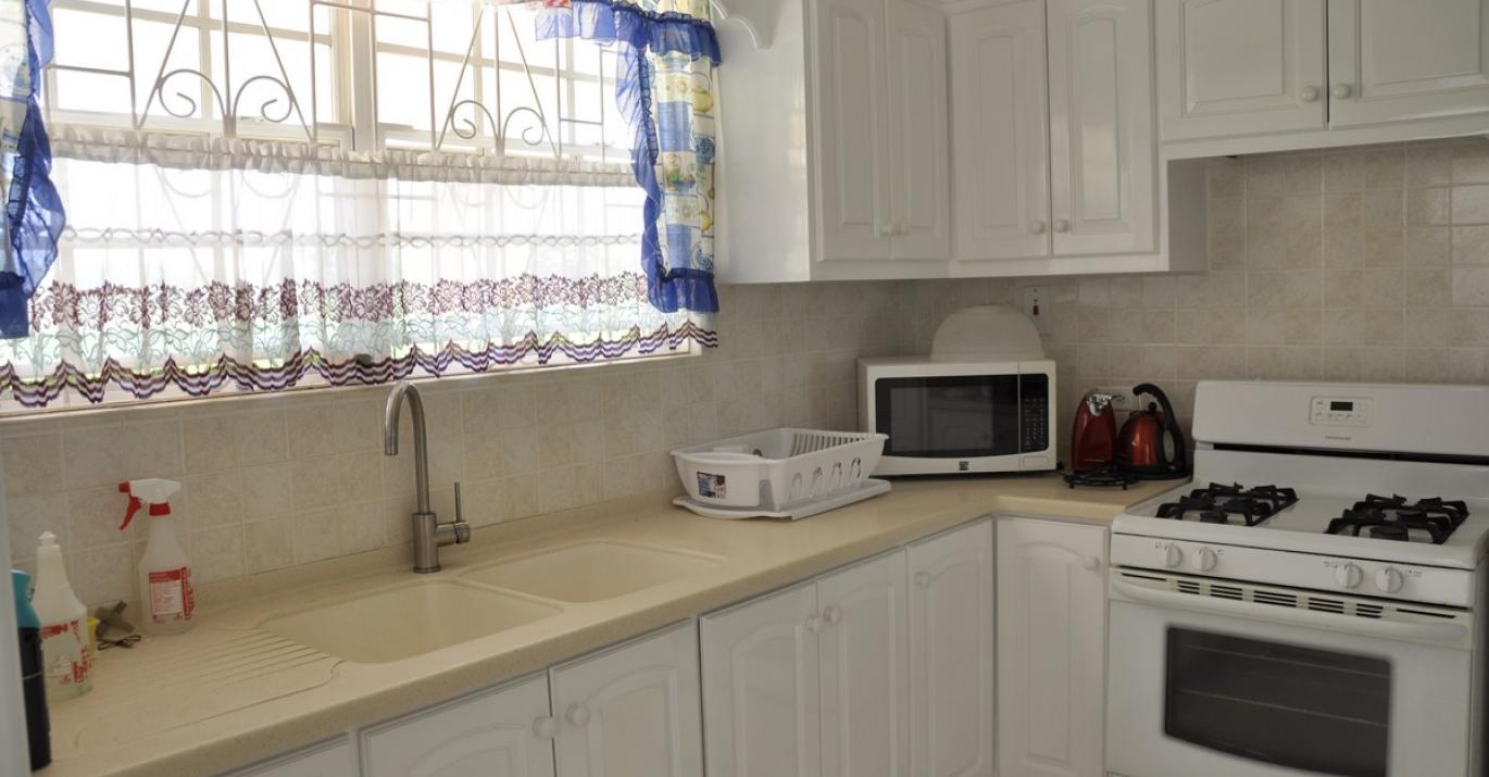Edgehill Heights 44B Kitchen