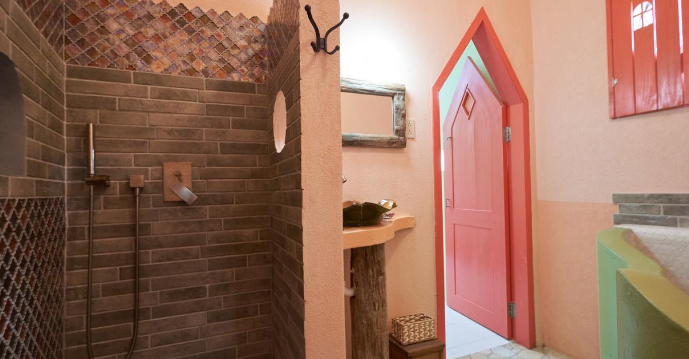 Fairy House Bathroom 2