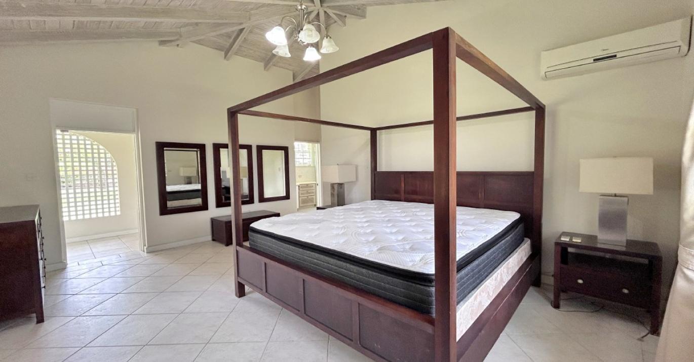 Frere Pilgrim 9 bedroom 9a