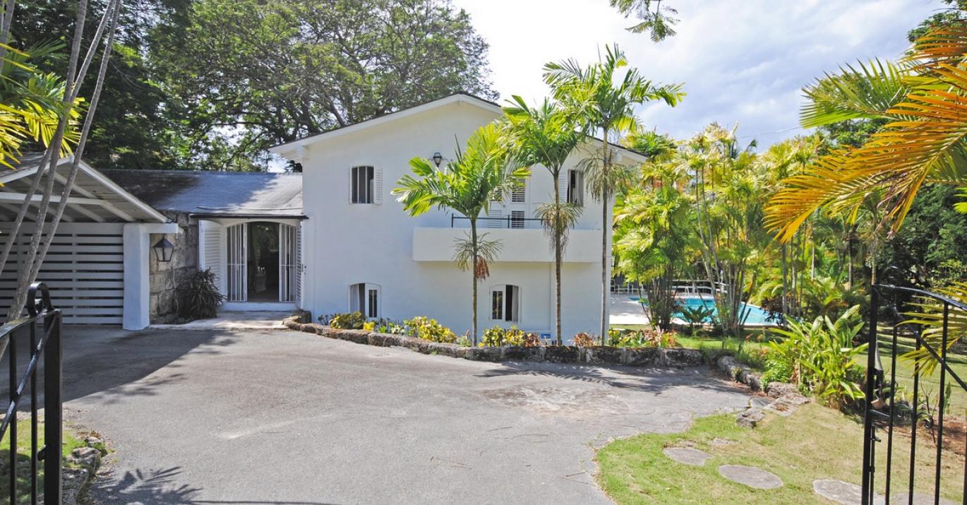 Glade House Driveway