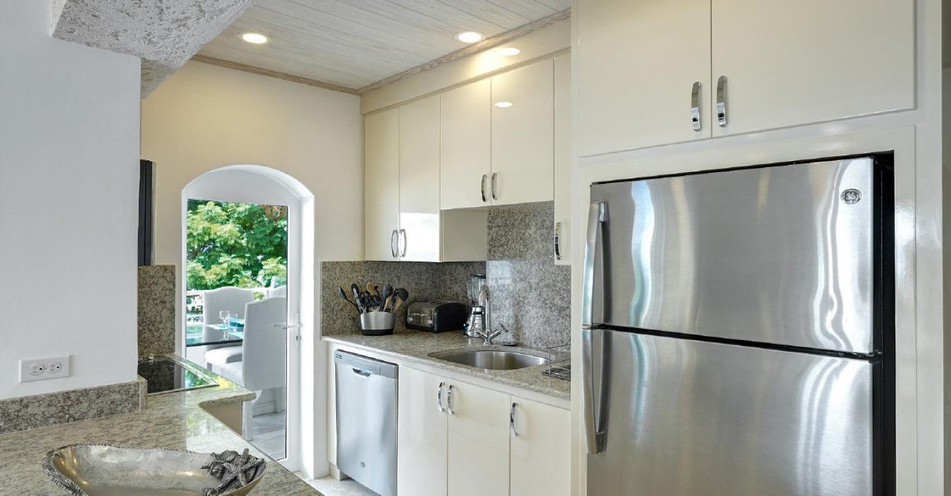 Glitter Bay 201 Kitchen