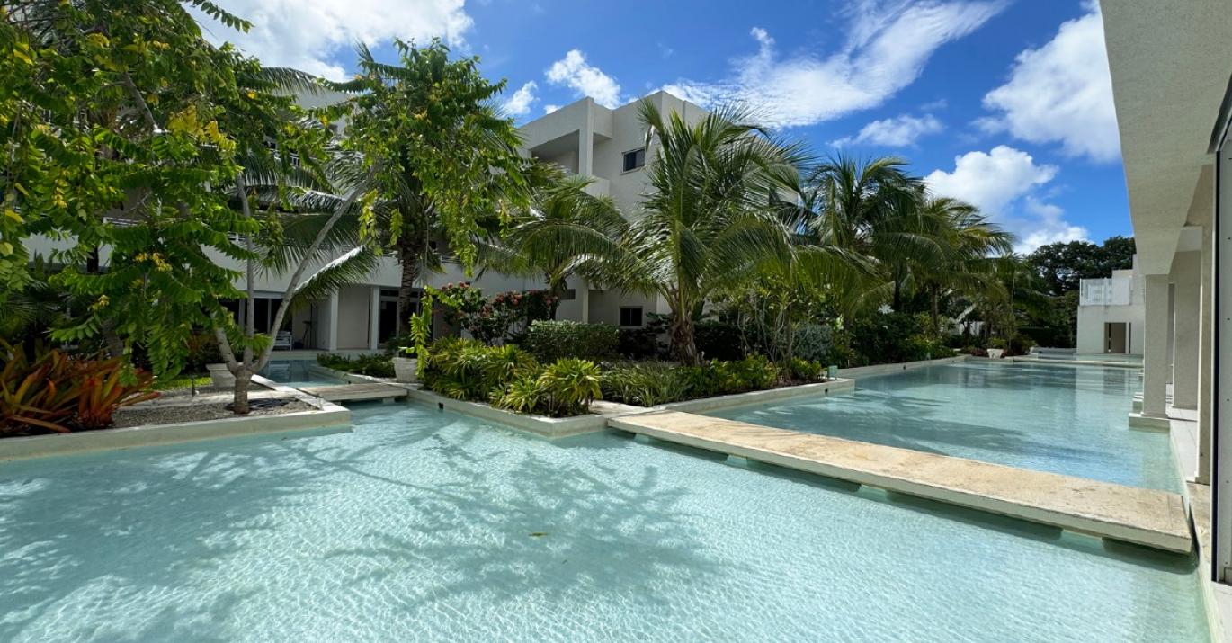 HHG 608 Tranquil Patio BV5O