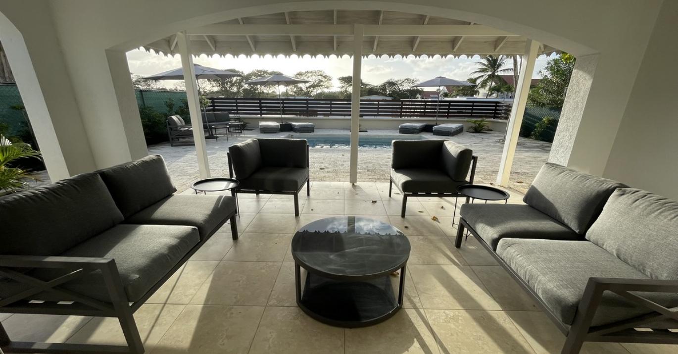 Heron Court 12 Covered Terrace