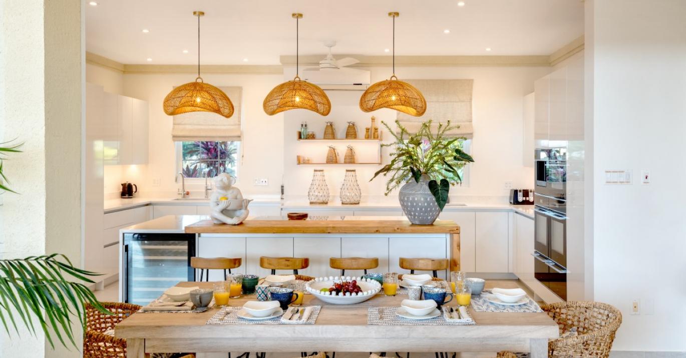 Hummingbird Kitchen 16B