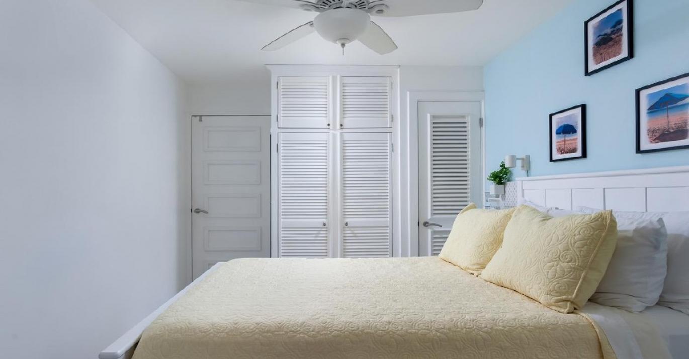 Ixora 4 bedroom closet