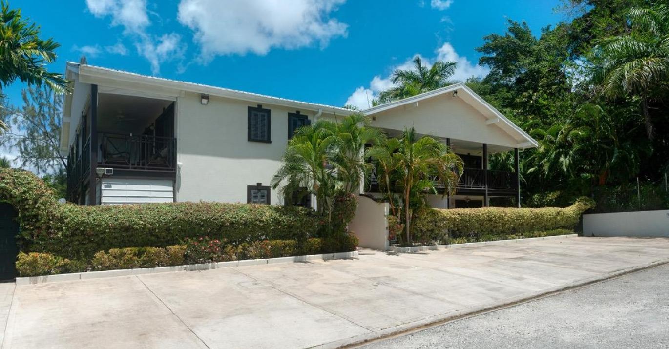 Ixora 4 exterior
