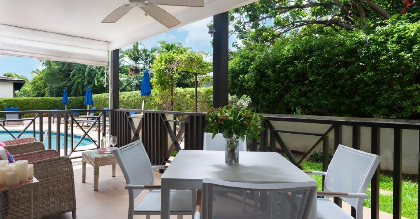 Ixora 4 outside dining