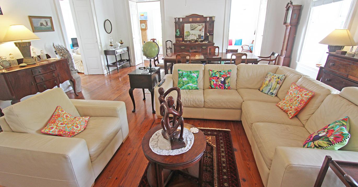 Jordans Plantation House Family Room