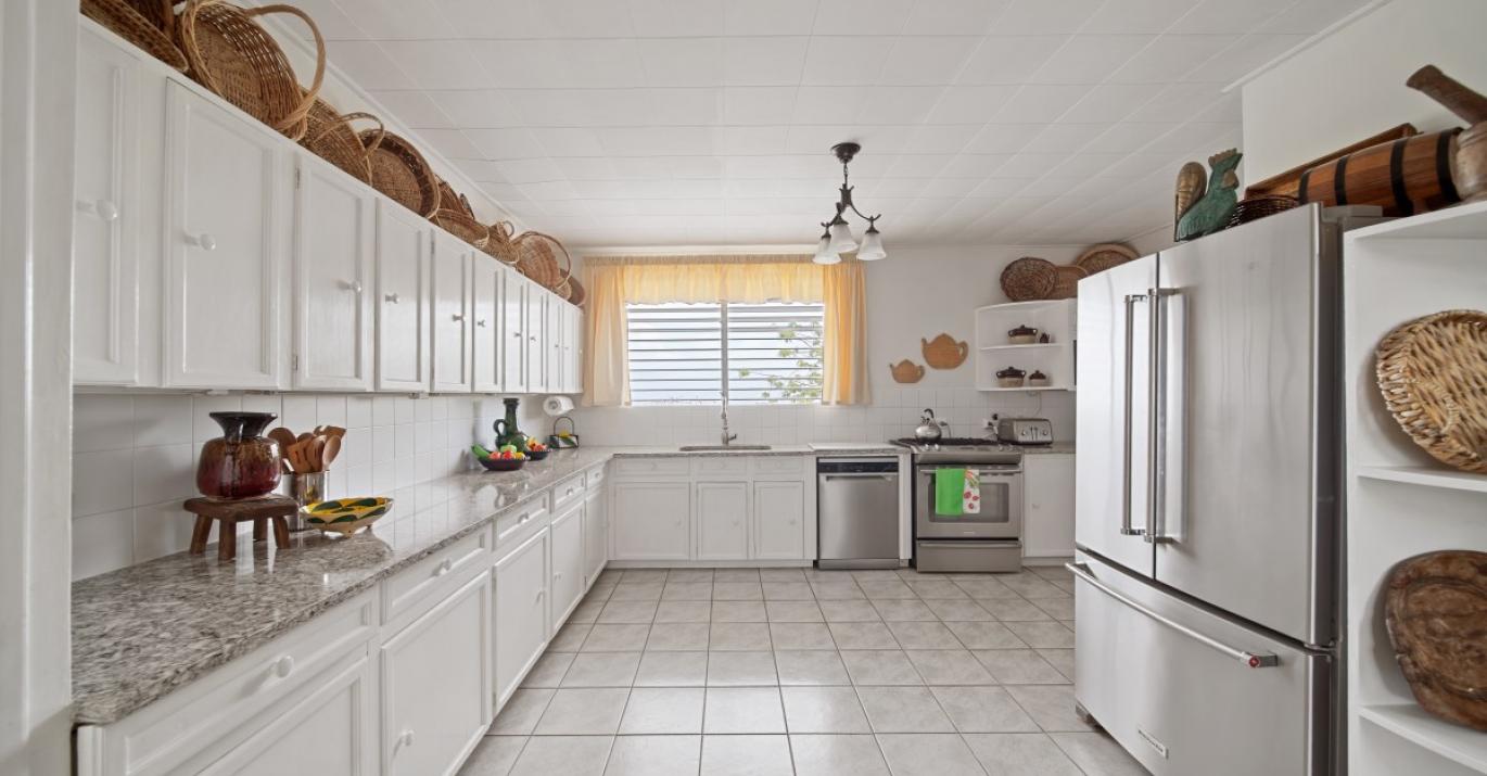 Kentbridge kitchen 12