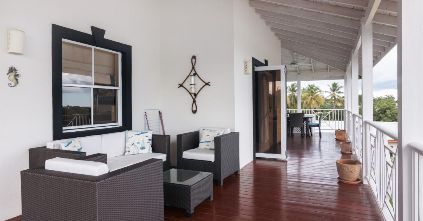Lantana 45 patio