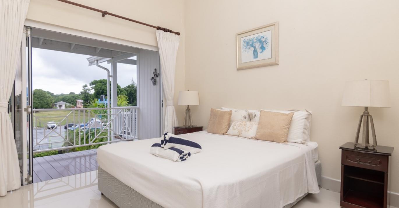 Lantana primary bedroom
