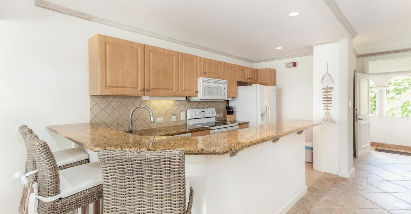 Maxwell Beach Villa 303 Kitchen