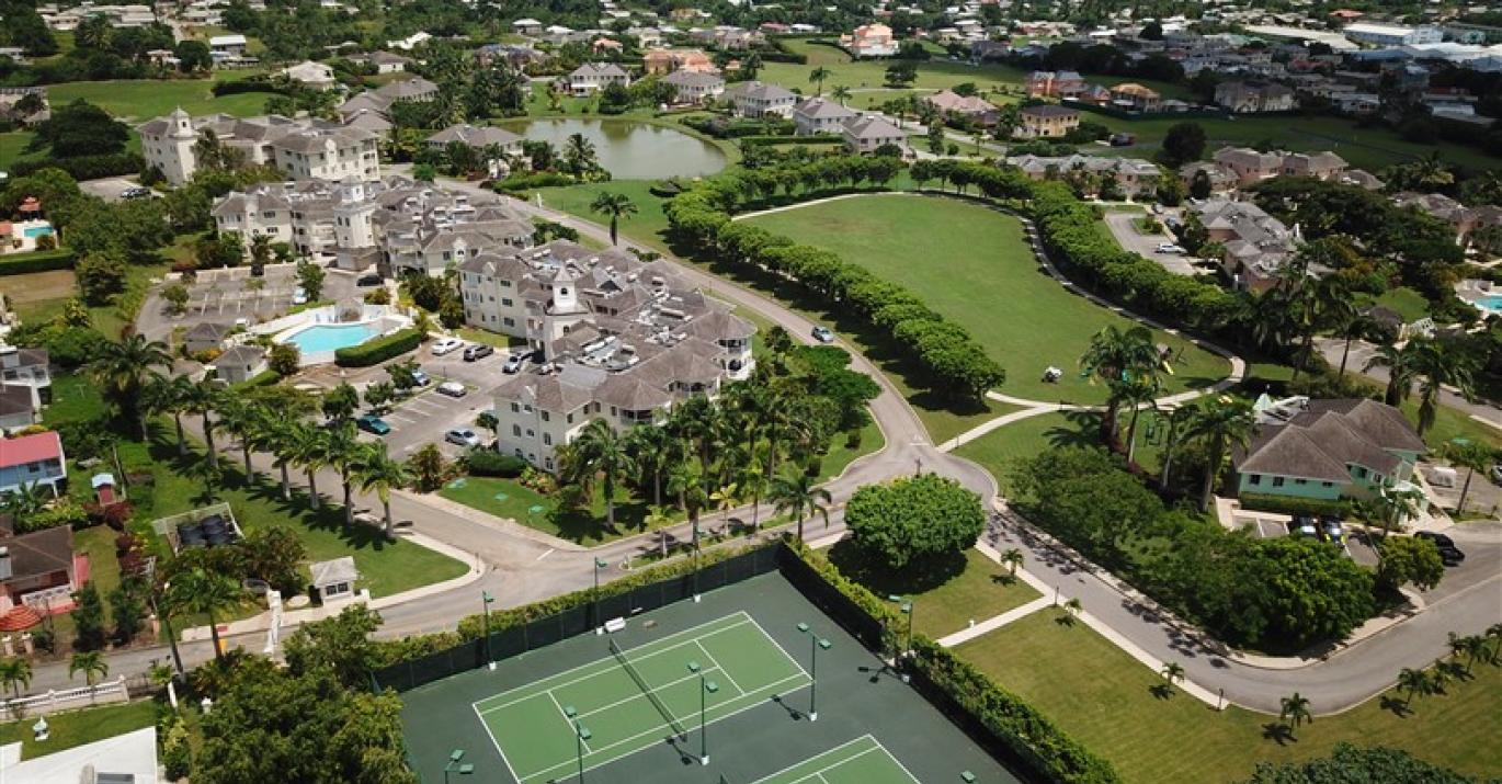 Millennium Heights 211 Aerial of Tennis Courts