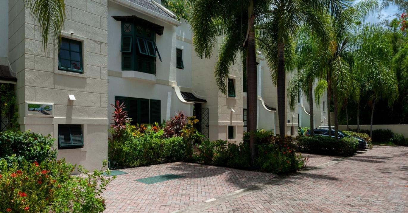 Mullins Bay Development Courtyard