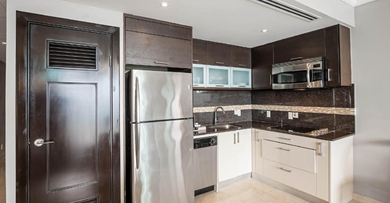 ocean 2 unit 509 kitchen