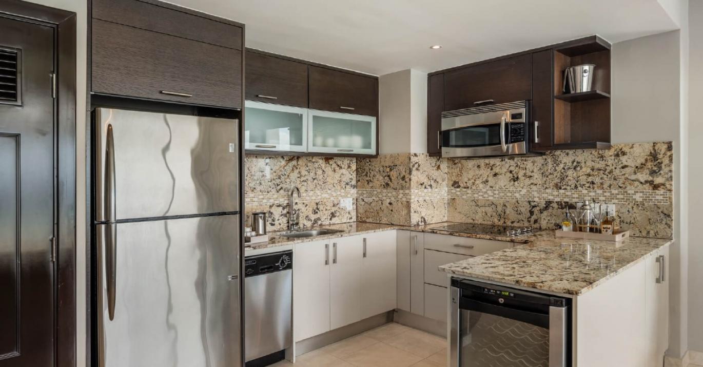 ocean 2 unit 710 kitchen