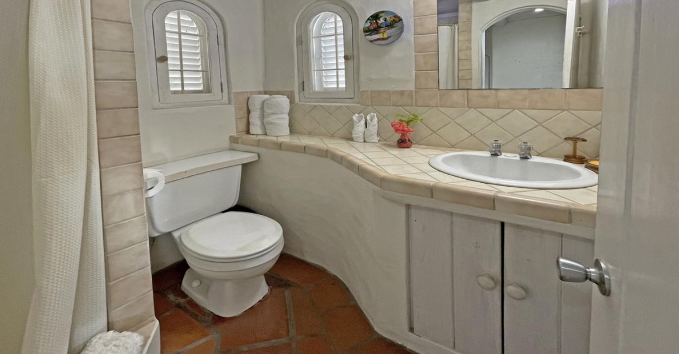 Ocean Blues Ensuite Bathroom