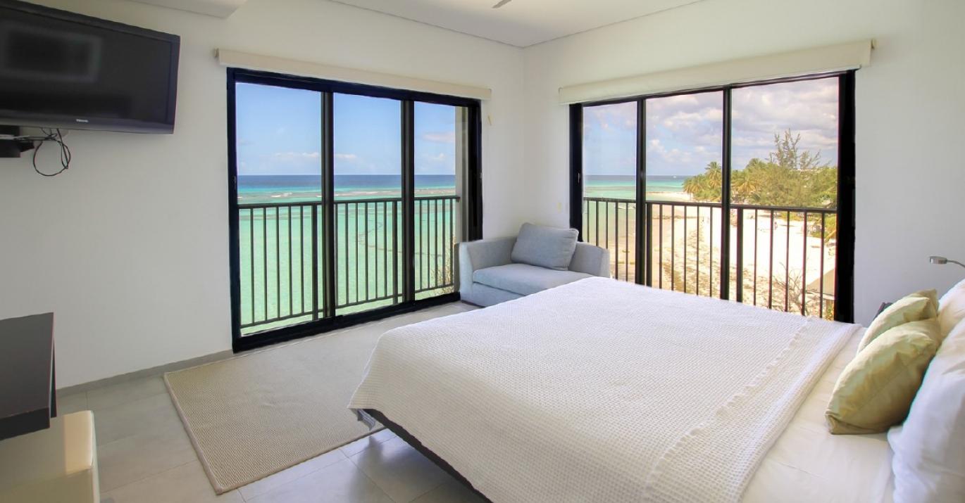 Ocean Reef 301 Bedroom1