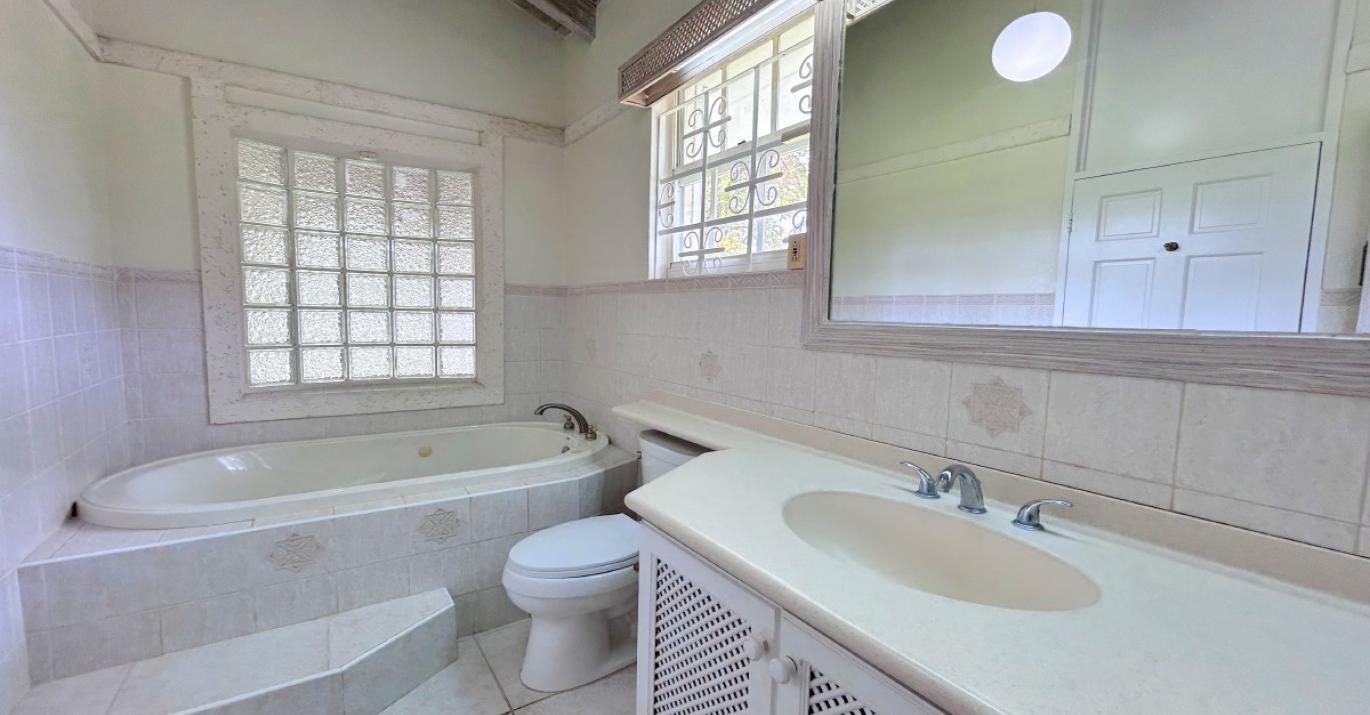 Pilgrim9 primary bathroom