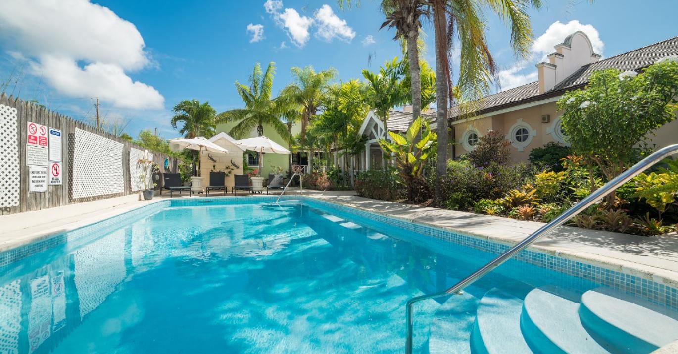 Porters Court7 Pool
