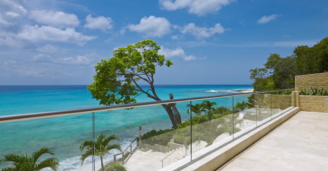 Portico 1 Oceanfront Vista