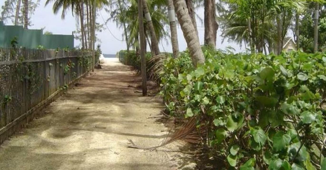 Villa Melissa Queens Fort Beach Path