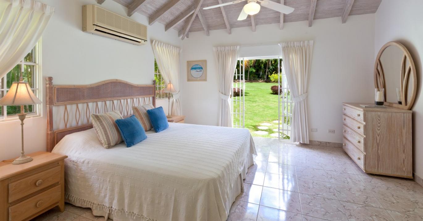 ROSE of SHARON COTTAGE BED