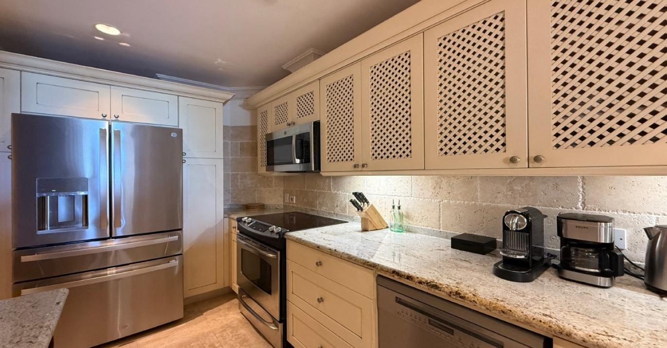 SPB305 kitchen 566