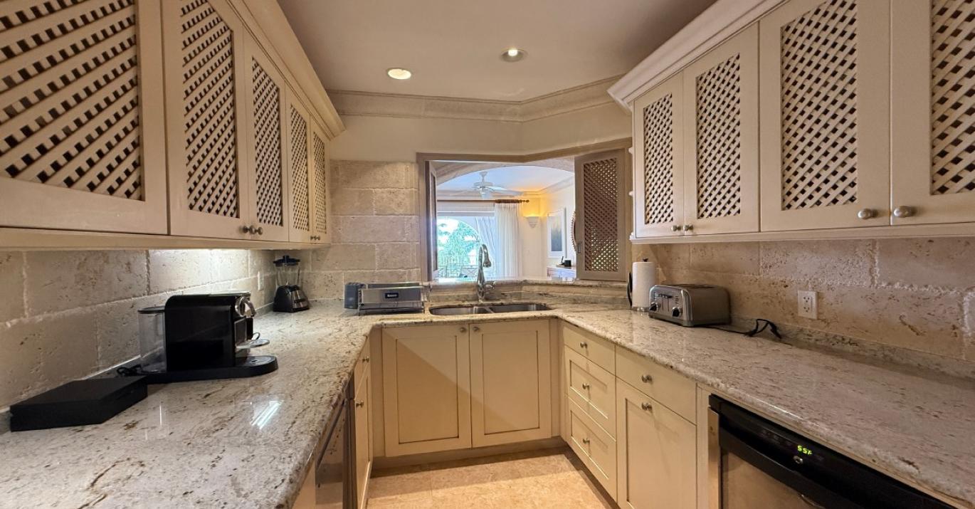 SPB305 kitchen 568