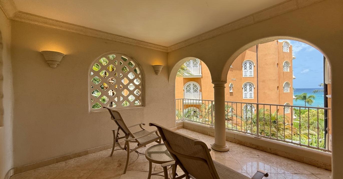 SPB305 patio 556